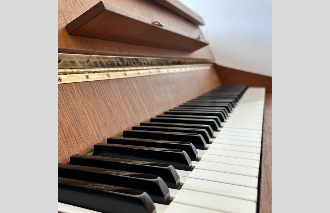 Bentley Satin Teak 108 Upright Piano, Used - All Inclusive Premium Package (SN:132310) - Image 7